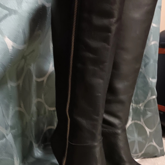 Vince Camuto tall leather boots in dark brown - Picture 2 of 5